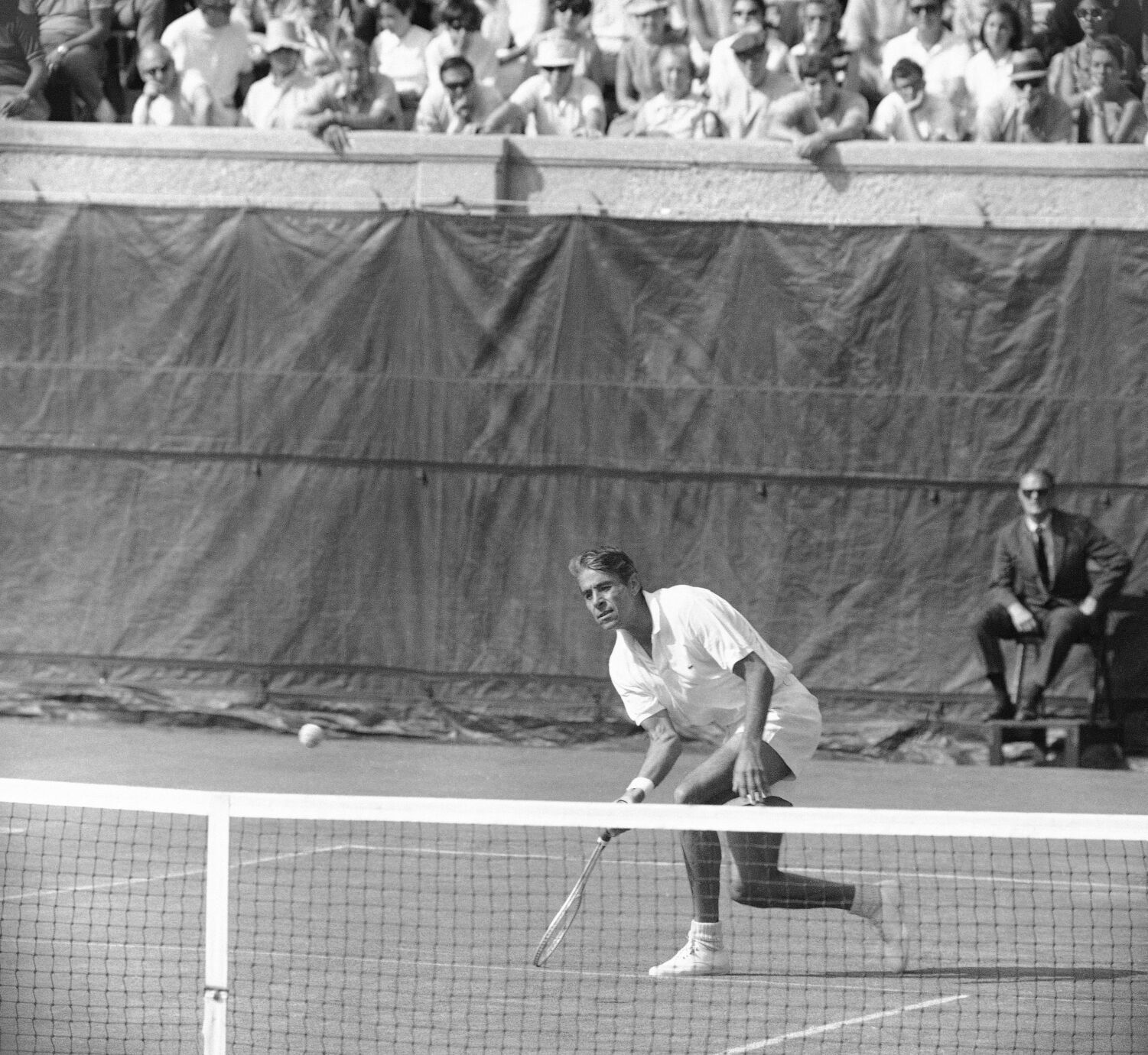 1948: Pancho Gonzales, 20, wins the U.S. Lawn Tennis Association title